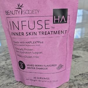 Beauty Society Infuse Inner Skin Treatment - 30 SERVINGS Mixed Berry Flavor